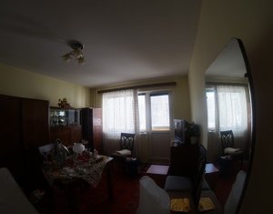 De vanzare apartament cu 2 camere, parcul Primaverii