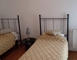 4 camere confort sporit, Zorilor, zona Novogyn