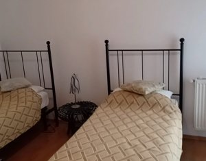 Appartement 4 chambres à vendre dans Cluj-napoca, zone Zorilor