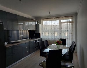 Apartment 3 rooms for sale in Floresti