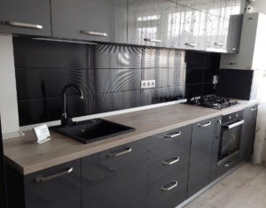 Apartament 3 camere, situat in Floresti, zona Ioan Rus