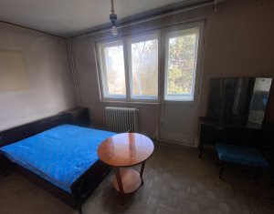 Apartament 3 camere, 59 mp+balcon 11 mp, Gheorgheni