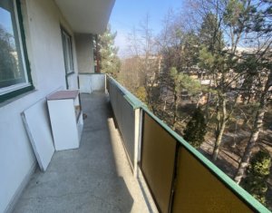 Apartament 3 camere, 59 mp+balcon 11 mp, Gheorgheni