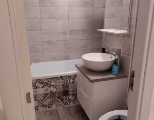 Appartement 3 chambres à vendre dans Cluj-napoca, zone Manastur