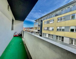 Apartament 2 camere, cu garaj, situat in Floresti, zona Terra