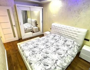 Apartament doua camere, zona Vivo