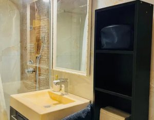 Apartament doua camere, zona Vivo