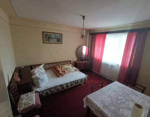 Vanzare apartament cu 2 camere, La Terenuri