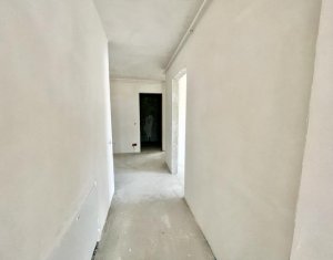 Apartament 3 camere, 2 bai, garaj ,situat in Floresti, zona VIVO