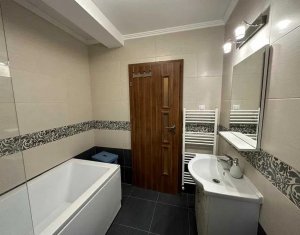 Appartement 4 chambres à vendre dans Cluj-napoca, zone Marasti