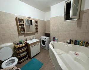 Vanzare apartament 2 camere, la casa/vila, Sala Polivalenta
