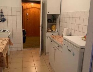 Apartament cu 2 camere, decomandat, strada Observatorului, cartierul Zorilor