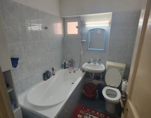 Appartement 3 chambres à vendre dans Cluj-napoca, zone Manastur