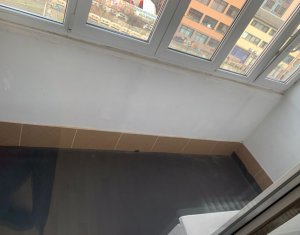 Apartament 3 camere, doua bai, doua balcoane, Marsti, zona strazii Gorunului