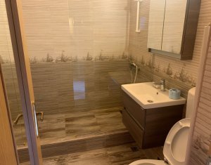 Appartement 3 chambres à vendre dans Cluj-napoca, zone Marasti