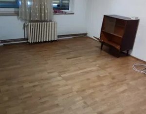 Apartament 3 camere, 57 mp, decomandat, Gruia