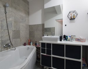 Apartament cu doua camere, finisat modern, strada Urusagului