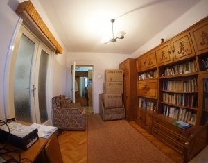 Apartment 4 rooms for sale in Cluj-napoca, zone Plopilor