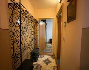 Apartament 3 camere, 2 bai, 95 mp totali, finisat, zona Platinia