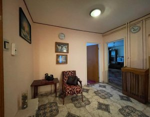Apartament 3 camere, 2 bai, 95 mp totali, finisat, zona Platinia