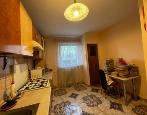 Apartament 3 camere, 2 bai, 95 mp totali, finisat, zona Platinia