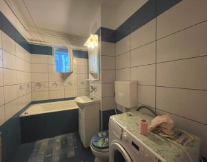 Apartament 3 camere, 2 bai, 95 mp totali, finisat, zona Platinia