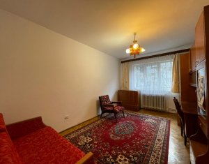 Apartament 3 camere, 2 bai, 95 mp totali, finisat, zona Platinia