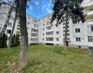 Apartment 3 rooms for sale in Cluj-napoca, zone Manastur