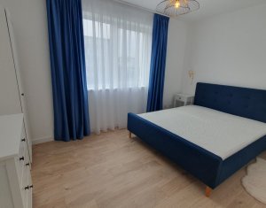 Apartament cu 3 camere, mobilat si utilat, strada Cetatii