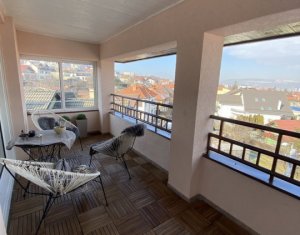 Appartement 4 chambres à vendre dans Cluj-napoca, zone Andrei Muresanu