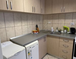 Apartament cu 2 camere, decomandat, Floresti - Sesul de Sus