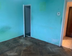 Appartement 4 chambres à vendre dans Cluj-napoca, zone Manastur