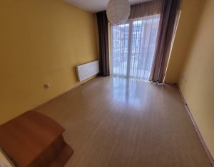 Apartament  4 camere, 96 mp, 2 balcoane, garaj si parcare, finisat, Buna Ziua