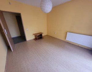 Apartament  4 camere, 96 mp, 2 balcoane, garaj si parcare, finisat, Buna Ziua