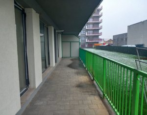 Apartament cu 3 camere + terasa 31 mp + garaj, VIVO