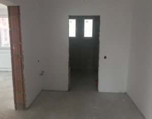 Vanzare apartament cu 2 camere, in Borhanci, bloc tip vila, 58 mp, parcare