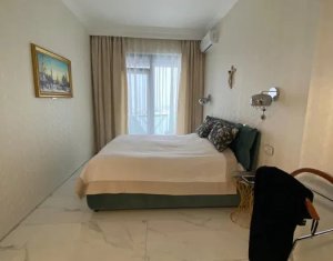 Vanzare apartament 3 camere cu finisaje deosebite, bloc nou, cartier Europa