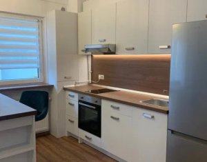 Apartament 2 camere, 50 mp, modern, 2 balcoane, garaj, Centru