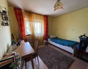 Apartament 3 camere, decomandat, 2 bai, zona UMF, cartier Zorilor