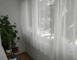 Apartment 3 rooms for sale in Cluj-napoca, zone Manastur