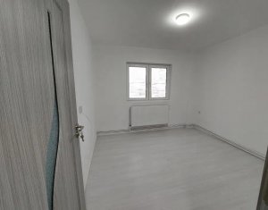 Vanzare apartament 3 camere, renovat, in cartierul Manastur 