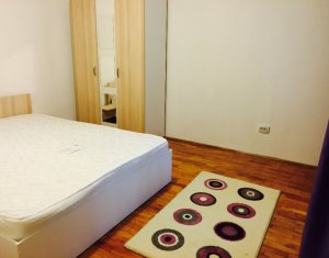 Vanzare apartament 3 camere, decomandat, in cartieru Manastur