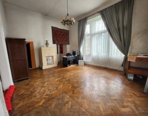 Apartament in cladire istorica, 162 mp, Ultracentral, str. Republicii