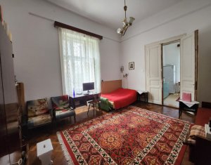 Apartament in cladire istorica, 162 mp, Ultracentral, str. Republicii