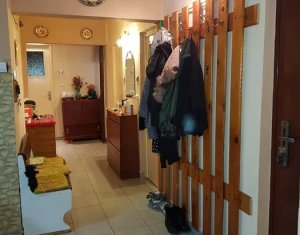 Vanzare apartament 3 camere decomandat, cartier Manastur
