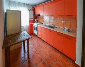 Apartament 41 mp2, parcare, Floresti zona Stejarului