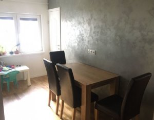 Apartment 4 rooms for sale in Cluj-napoca, zone Manastur