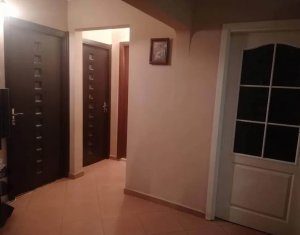 Appartement 3 chambres à vendre dans Cluj-napoca, zone Marasti