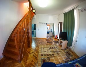 Apartament 3 camere, 93mp, 2 niveluri, terasa 30 mp, garaj, Centru