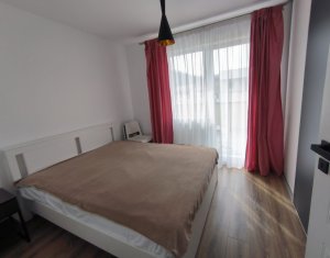 Apartment 3 rooms for sale in Floresti